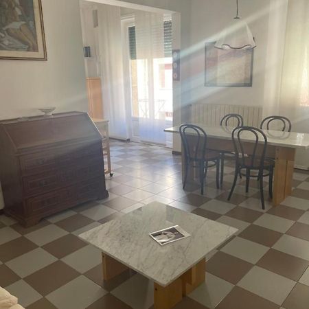 Central Home La Spezia Dış mekan fotoğraf